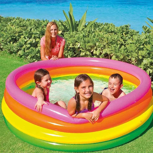 4 Ring Rainbow Swimming Pool (حمام سباحة ذو 4 حلقات قوس قزح)